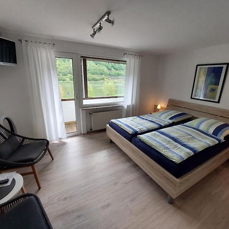 Pension Mosella, Gaestezimmer Санкт-Альдегунд Экстерьер фото